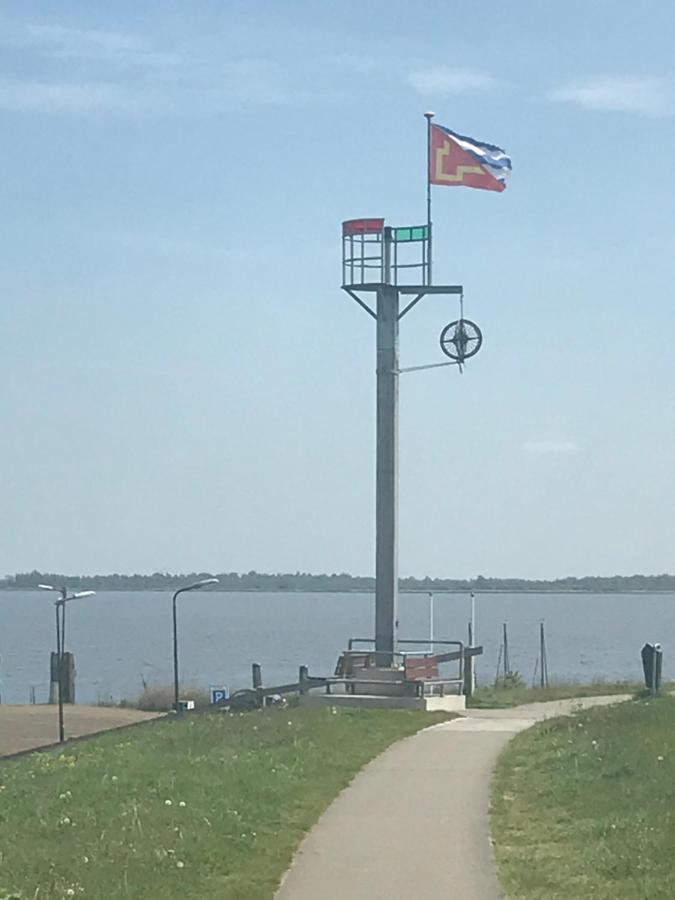 De Lauwersmeer Vogel Mit Eingezaeuntem Garten Anjum Eksteriør billede